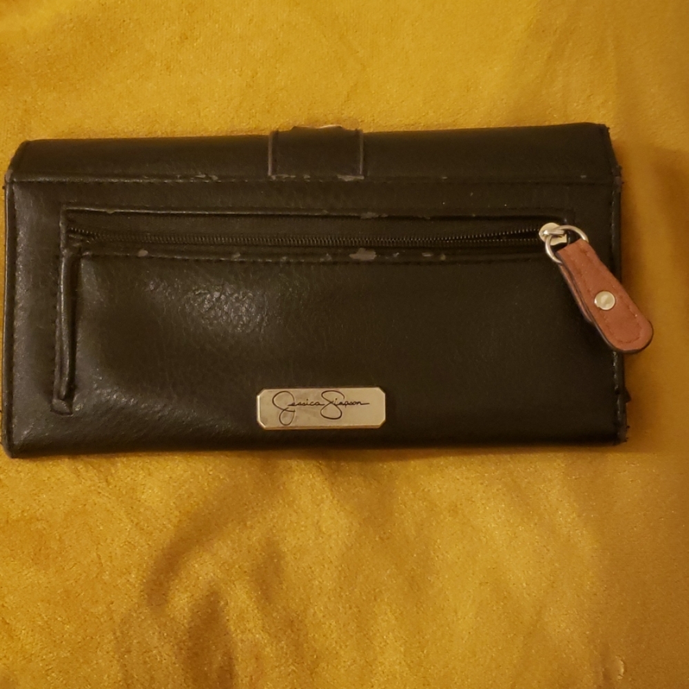 Jessica Simpson Wallet - Picture 2 of 4